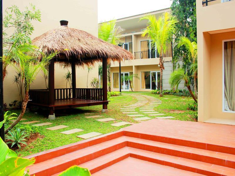 Bali De Anyer Hotel & Restaurant Exterior foto