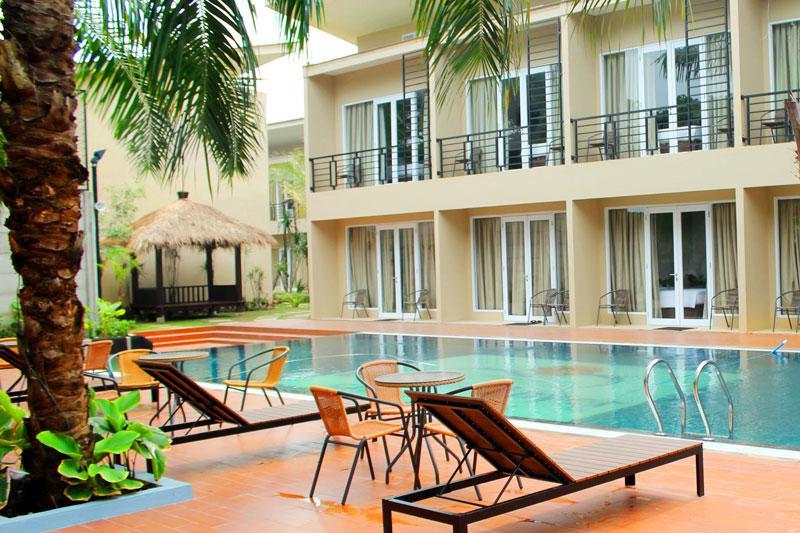 Bali De Anyer Hotel & Restaurant Exterior foto